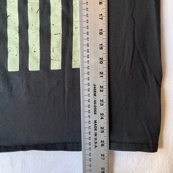 Delta Pro Weight Men’s Short Sleeve T-shirt size L, Black, American Flag - Picture 4 of 8